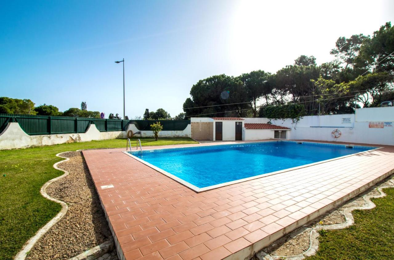 Ocean View Apartment - Pool And Sea View & Albufeira Center Exterior photo