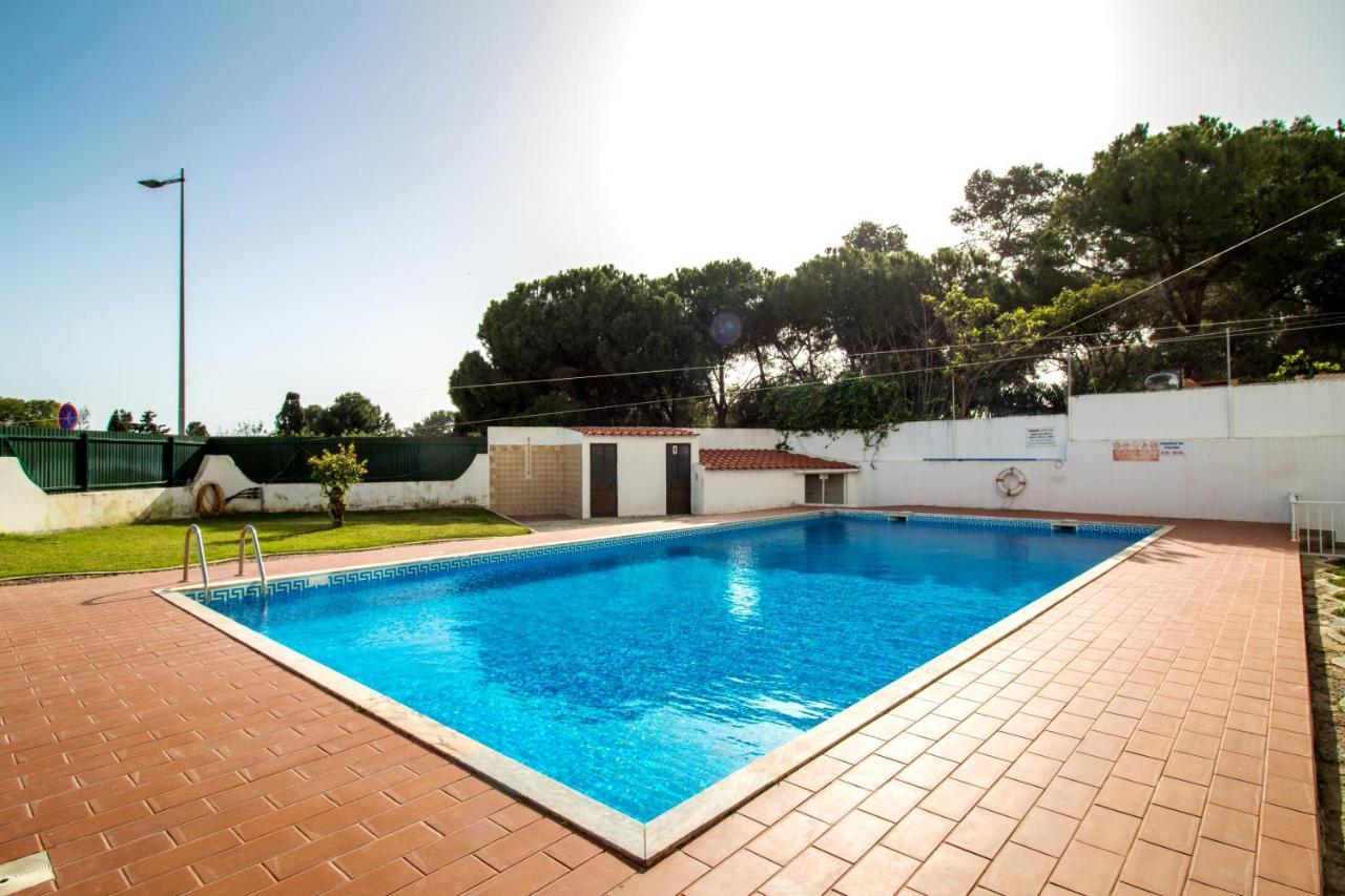 Ocean View Apartment - Pool And Sea View & Albufeira Center Exterior photo