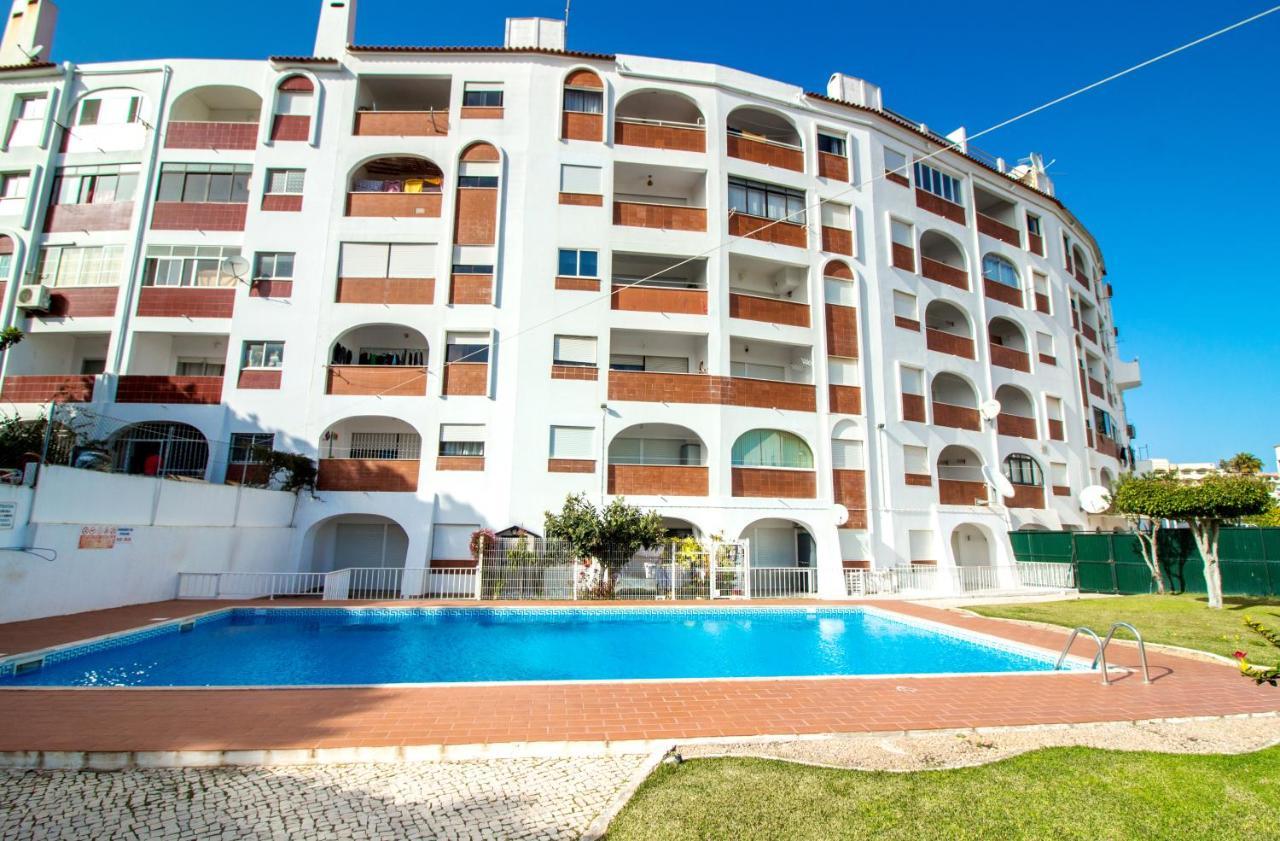 Ocean View Apartment - Pool And Sea View & Albufeira Center Exterior photo